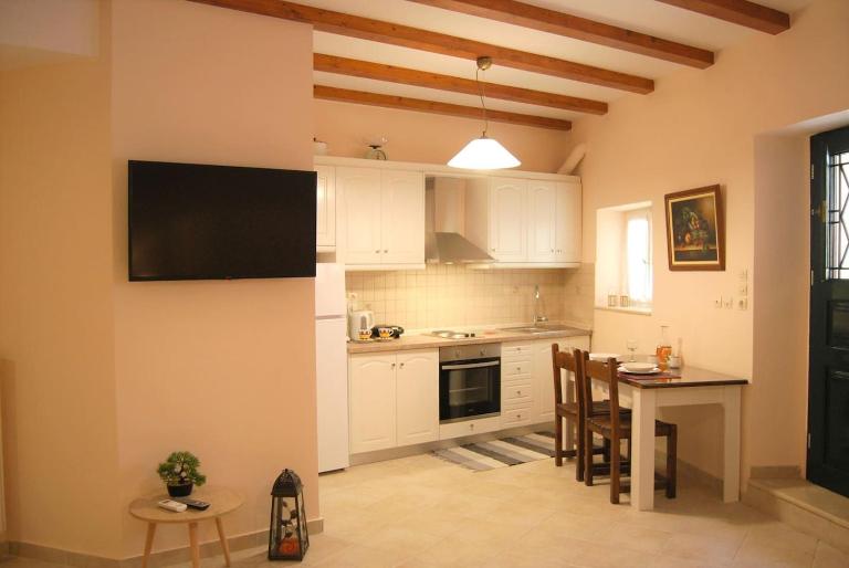 Old Town Venetian Studio by CorfuEscapes - B&B Karyófyto