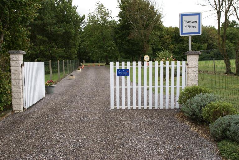 Chambres d'Hôtes Domaine d'Augy - B&B Farges-en-Septaine