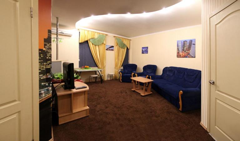 Apartment Dekabristov 23a - Bed and Breakfast Mykolayiv