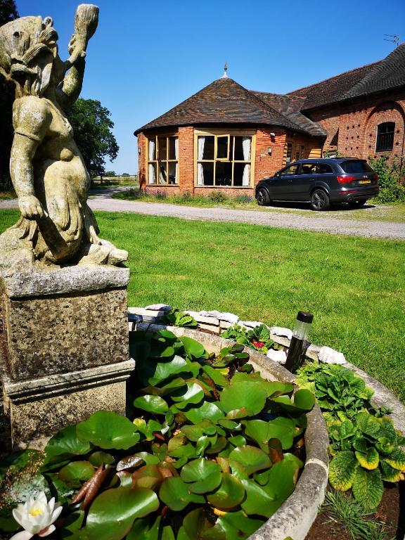 The Round House at Boningale Manor - Chambres d'hôtes Wolverhampton
