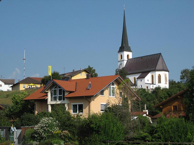 Thaller Edeltraud - Bed and Breakfast Taching am See