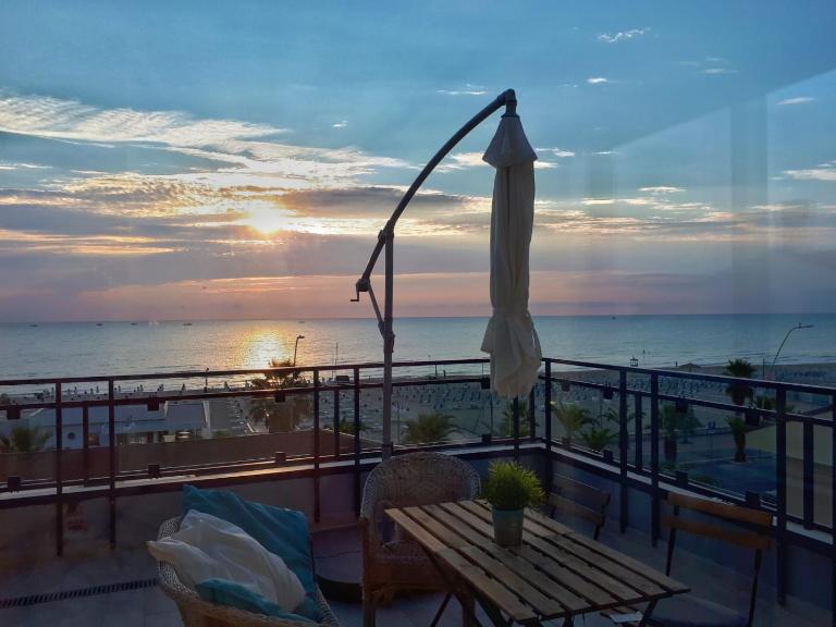 Appartamenti FronteMare - Chambres d'hôtes Tortoreto Lido