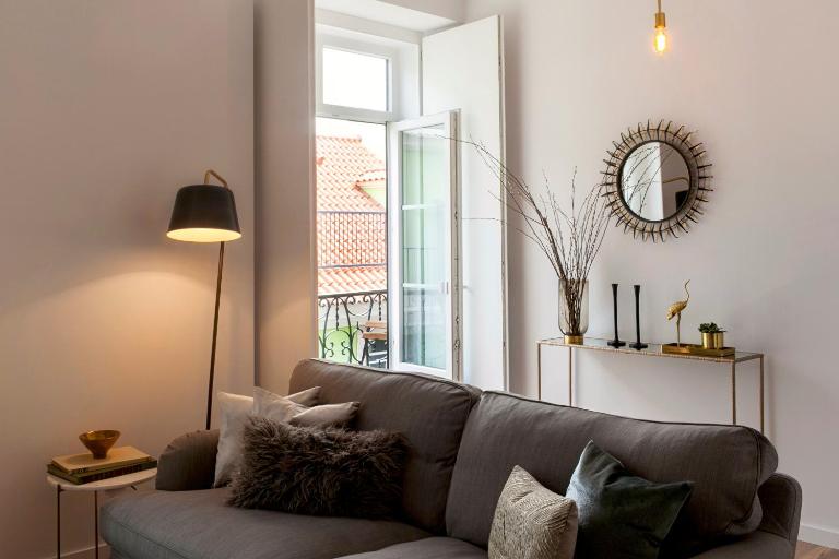 DOWNTOWN - Home in Lisbon's heart! - Ferienwohnung Lissabon