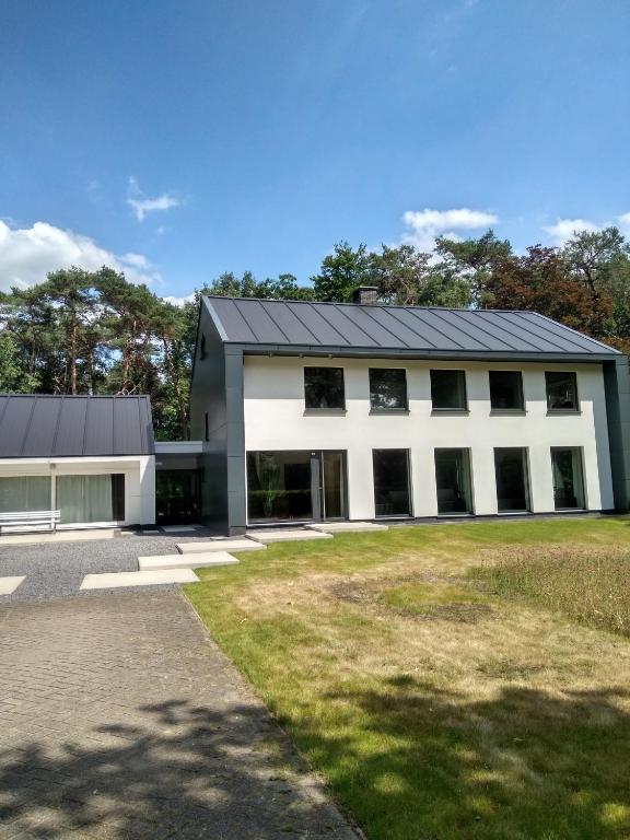 GOLF APARTMENT - Ferienwohnung Schilde
