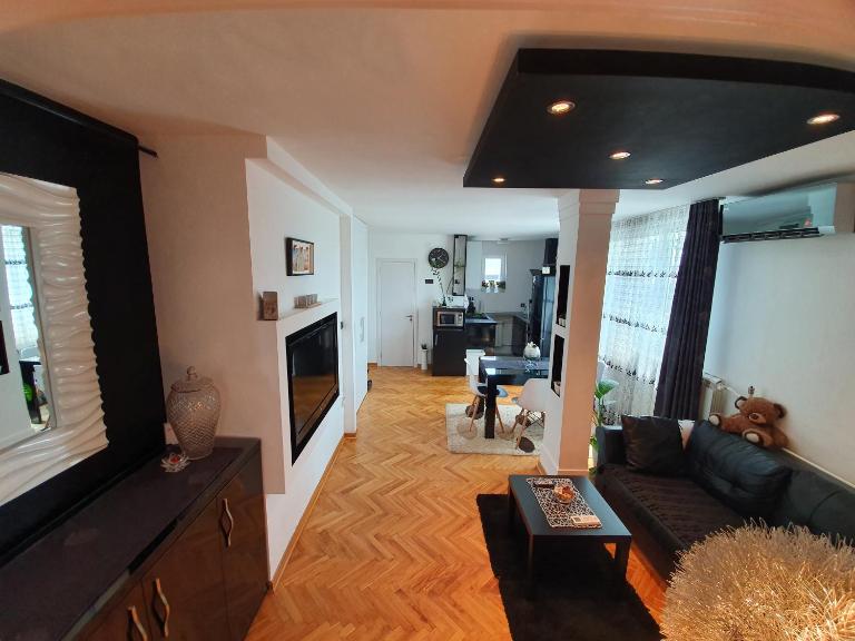Apartment New Belgrade Home - Chambres d'hôtes Belgrade