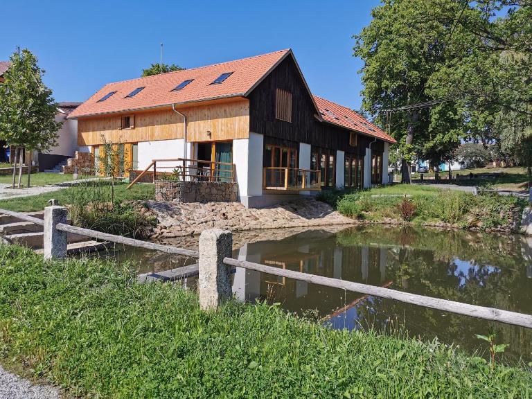 Penzion Okamžik Stanovice - B&B Nová Cerekev