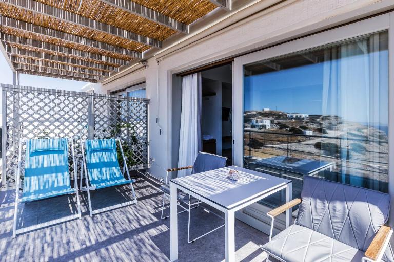 Paralos Lodging - Ferienwohnung Schoinoússa
