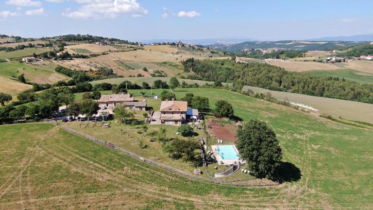 Cerqueti agriturismo - Ferienwohnung Baschi