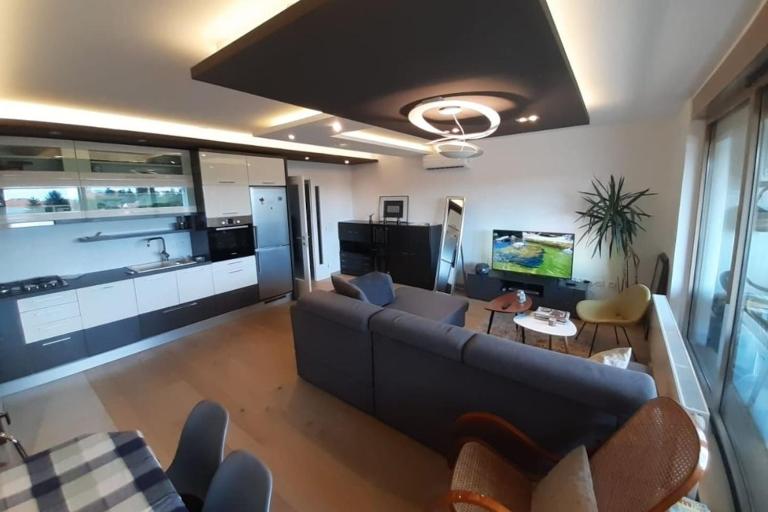 Luxury apartment LUNA for 6, sauna, center, **** - B&B Varaždin