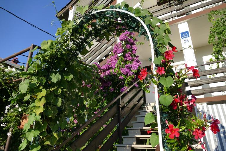 City Retro Chic Apartment Magdalena Trogir - B&B Trogir