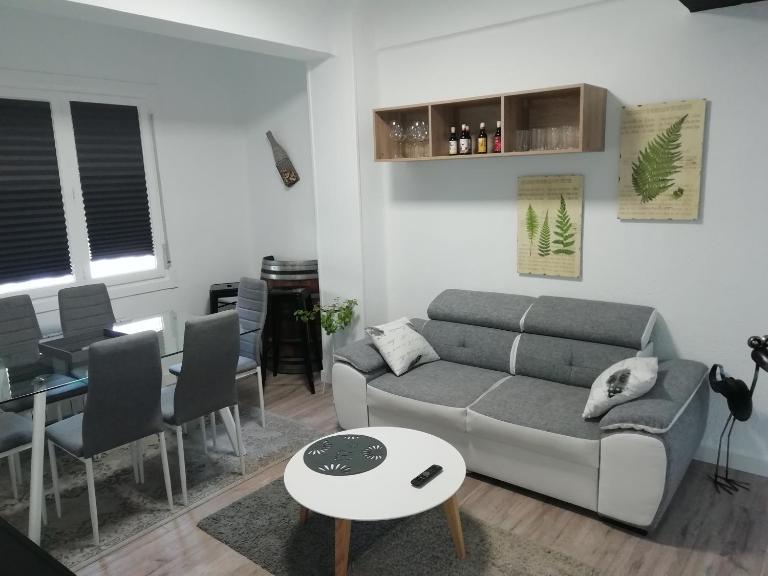 La Barrica de Gran vía 43 en el centro de Logroño 7 personas - B&B Logroño