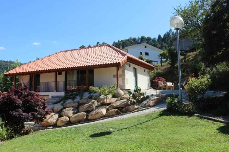 Quinta da Vinha do Souto - B&B Arouca