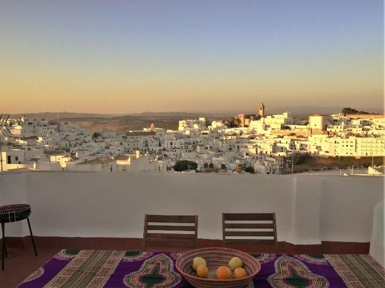 CASA MOLINERO con encanto y maravillosa terraza con vistas VFT/CA/05921 - Ferienwohnung Vejer de la Frontera