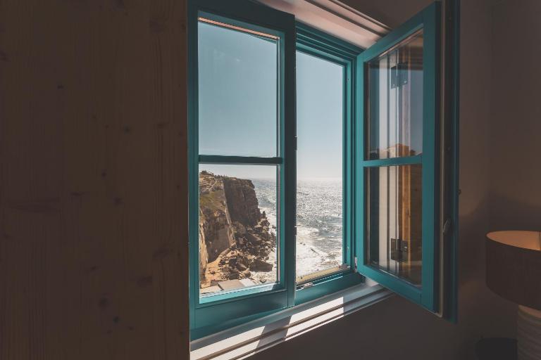Azenhas do Mar West Coast Design and Surf Villas - B&B Sintra