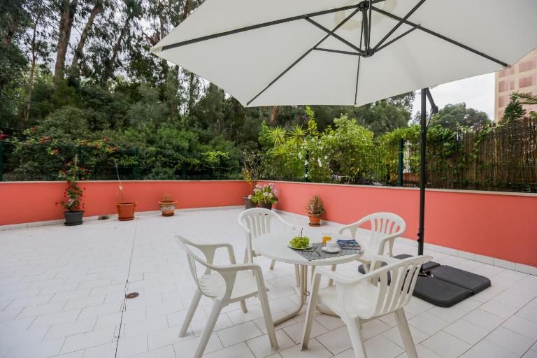 Like-home-T4-Bright Benfica Apt-Terrace - B&B Lisbona