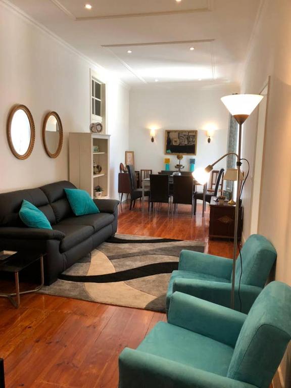 Grandmommy's House - Traditional and comfy Lisboan apartment - B&B Lisbona