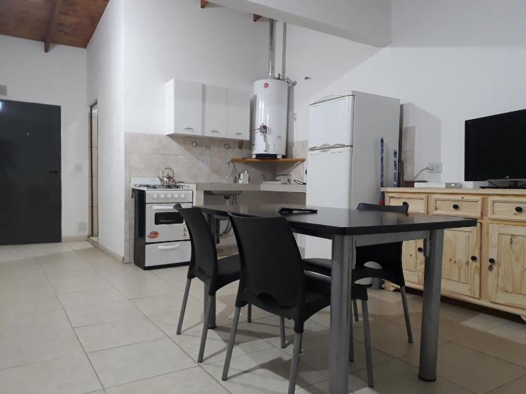 Departamentos Andrés. - B&B Cipolletti