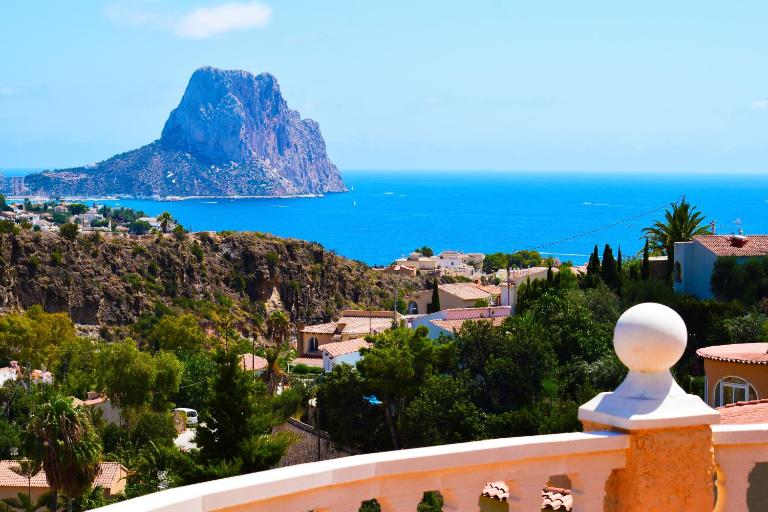 VILLA SPARTACUS - piscina privada y vistas al mar - B&B Calpe