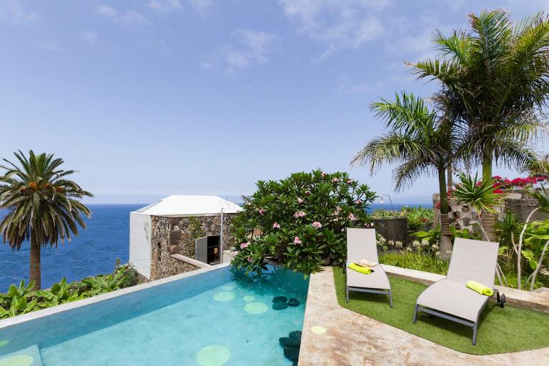 El Susurro Ecoliving VILLA GUINCHO - B&B San Juan de la Rambla