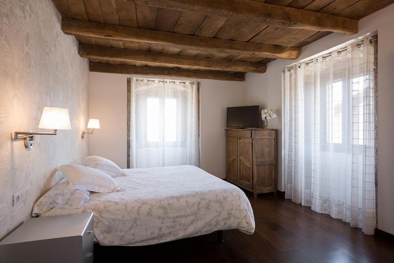 Casa Rural Enea - B&B Oskotz