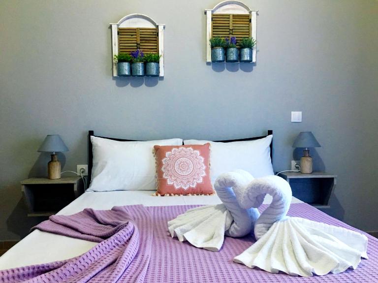 Almira - rooms to let - B&B Néa Róda