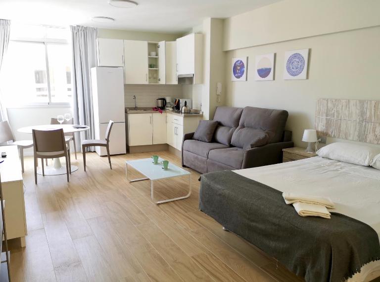 Guajara Modern Studio - Chambres d'hôtes Puerto de la Cruz