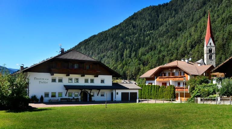 Pension Pichler - B&B Chienes