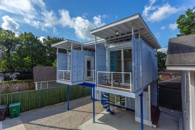 East Downtown Micro-luxe Container Living Pod #10 - Chambres d'hôtes Houston
