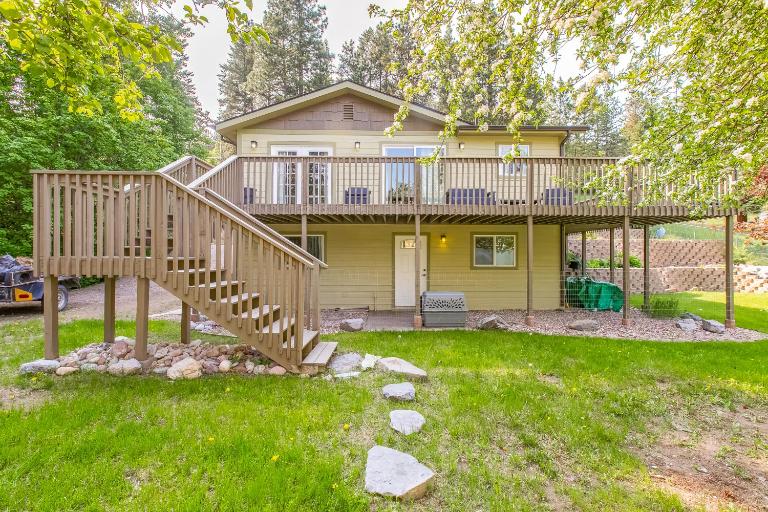 Bigfork Lake Getaway - B&B Bigfork