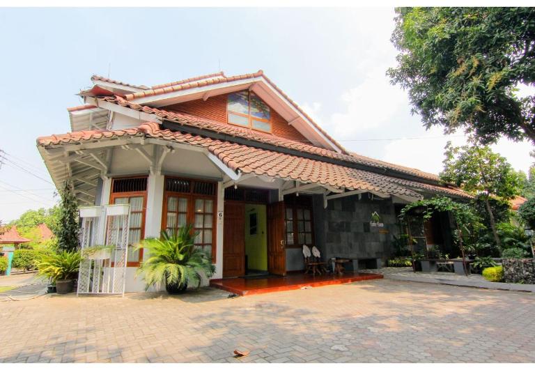 Embe Enem Homestay - Ferienwohnung Yogyakarta