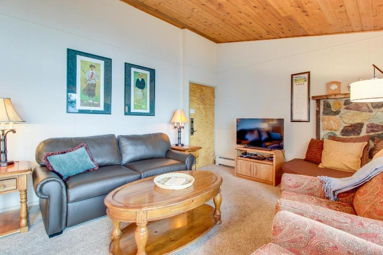 Bay Point Lakefront 1B Up - Chambres d'hôtes Whitefish