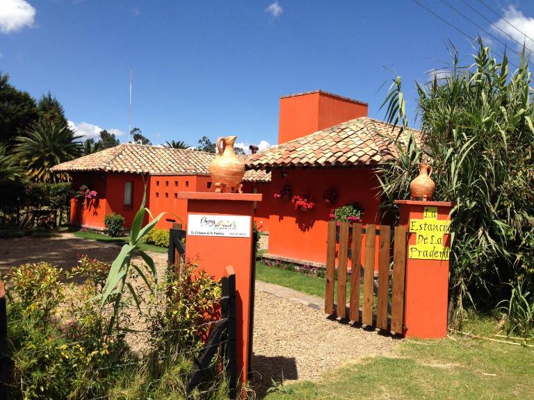 La Estancia de la Pradera Cabana Fiba - B&B Nobsa
