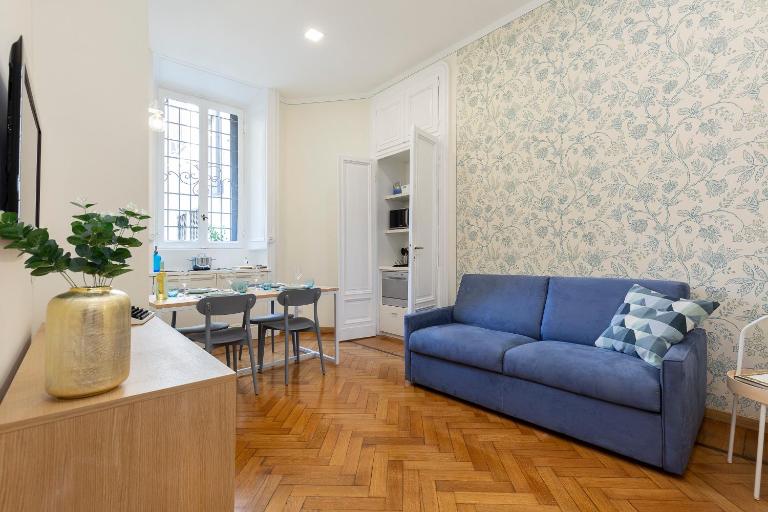 ViaBoschetti1 - B&B Milan