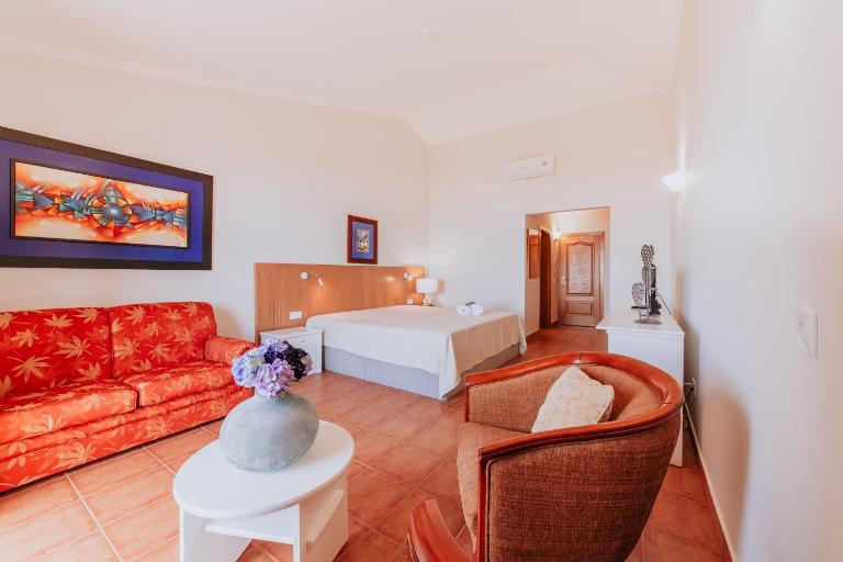 Villa Amore Accommodation by Amazing Madeira - B&B Paul do Mar