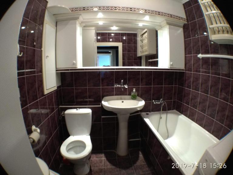 1050 Śmiałego 36 - Tanie Pokoje - samodzielne zameldowanie - self check in - B&B Poznań