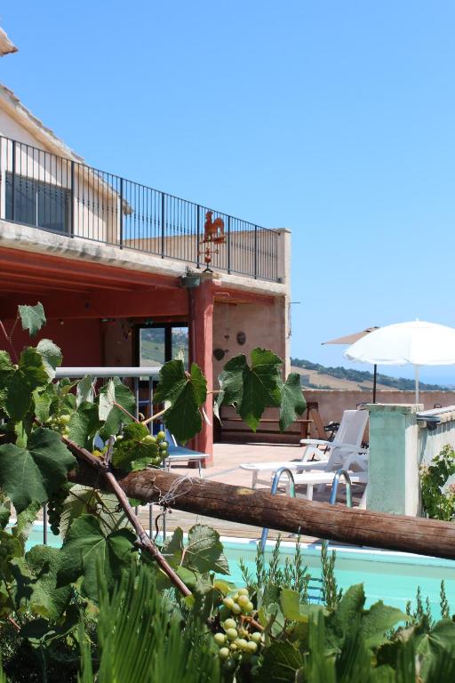 Il Piccolo Carro Apartments - Ferienwohnung Monterubbiano