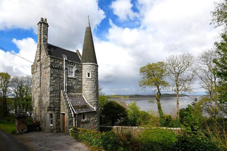 Tower Lodge - Bed and Breakfast Auchencairn