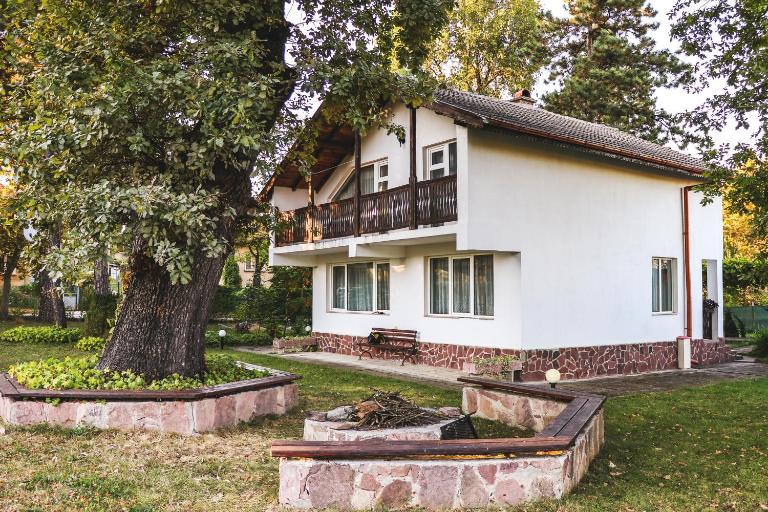 Nature Guesthouse - Ferienwohnung Varshets