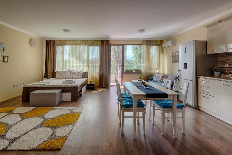 RIVERSIDE APARTMENTS PLOVDIV with free parking - B&B Filippopoli