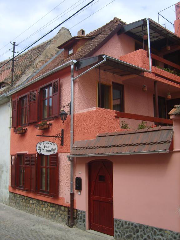 Pensiunea Podul Minciunilor - B&B Sibiu