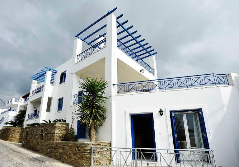 Beba's Villas - Ferienwohnung Batsíon