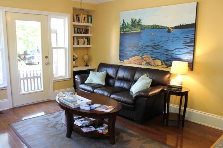 The Novel Stay - B&B Halifax