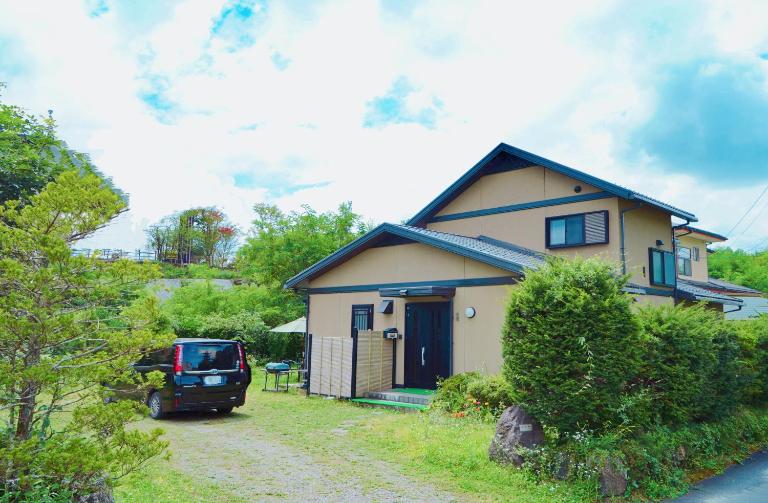 富士の樱House 宝栄 - B&B Fujikawaguchiko