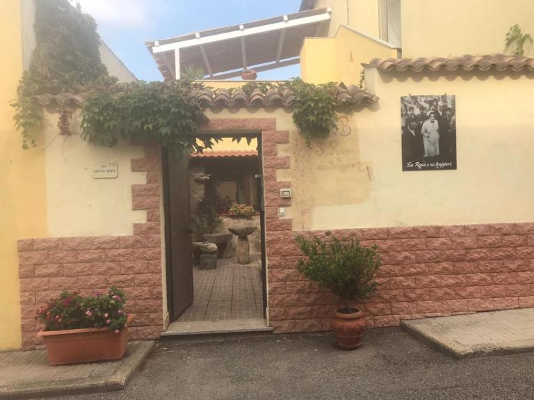 Sa Rosa e su Trapperi - Chambres d'hôtes Oschiri
