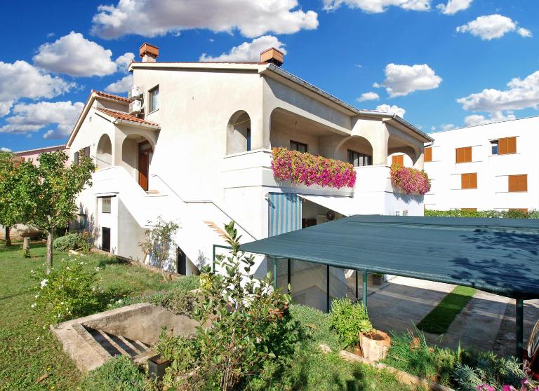 Apartments Boris 1965 - B&B Pola
