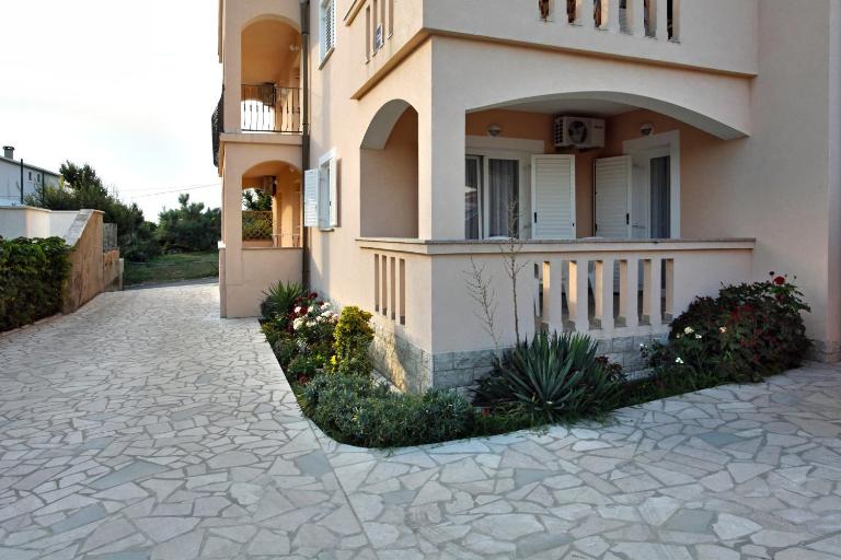 Apartmani Radan - B&B Pag