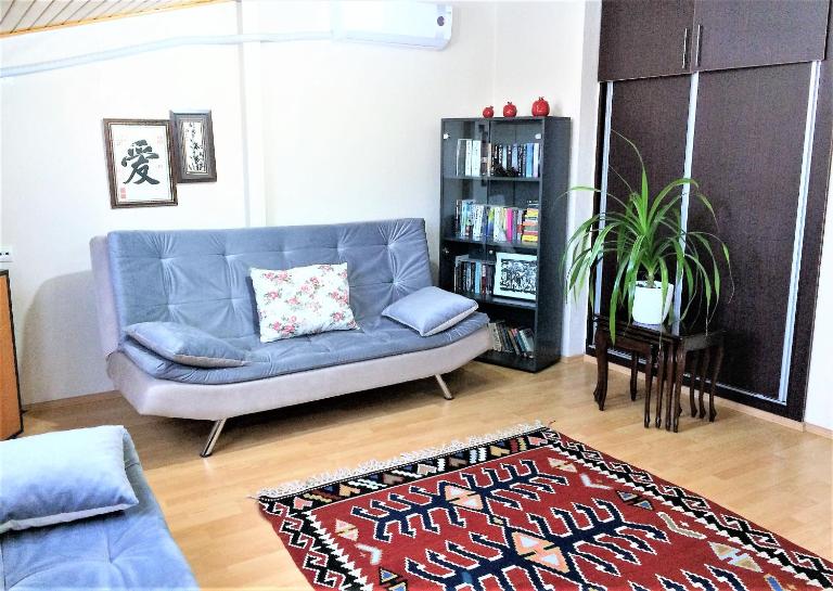 Aydınoğlu Suites with terrace -4 TH FLOOR WITHOUT LIFT - Bed and Breakfast Denizli