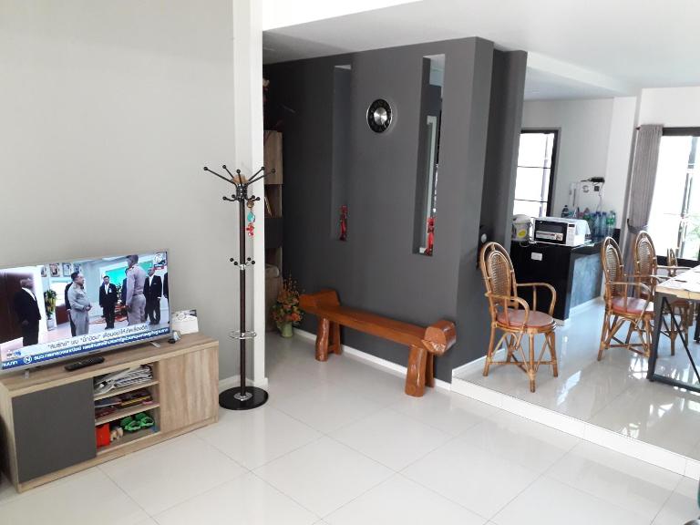 New Loft Modern Home - B&B Hang Dong