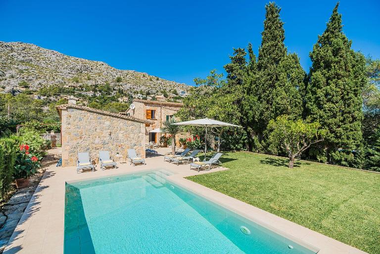 Villa Ull de La Font By SunVillas Mallorca - Bed and Breakfast Pollença