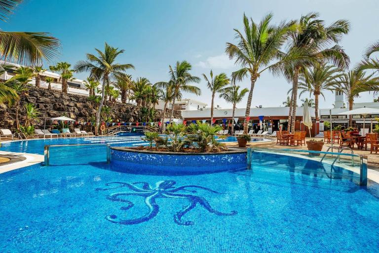 Apartamentos los volcanes luxury views - Chambres d'hôtes Puerto del Carmen